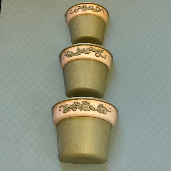 Home Interiors Other - Flower pot Wall planter/pockets Sage green set of 3;